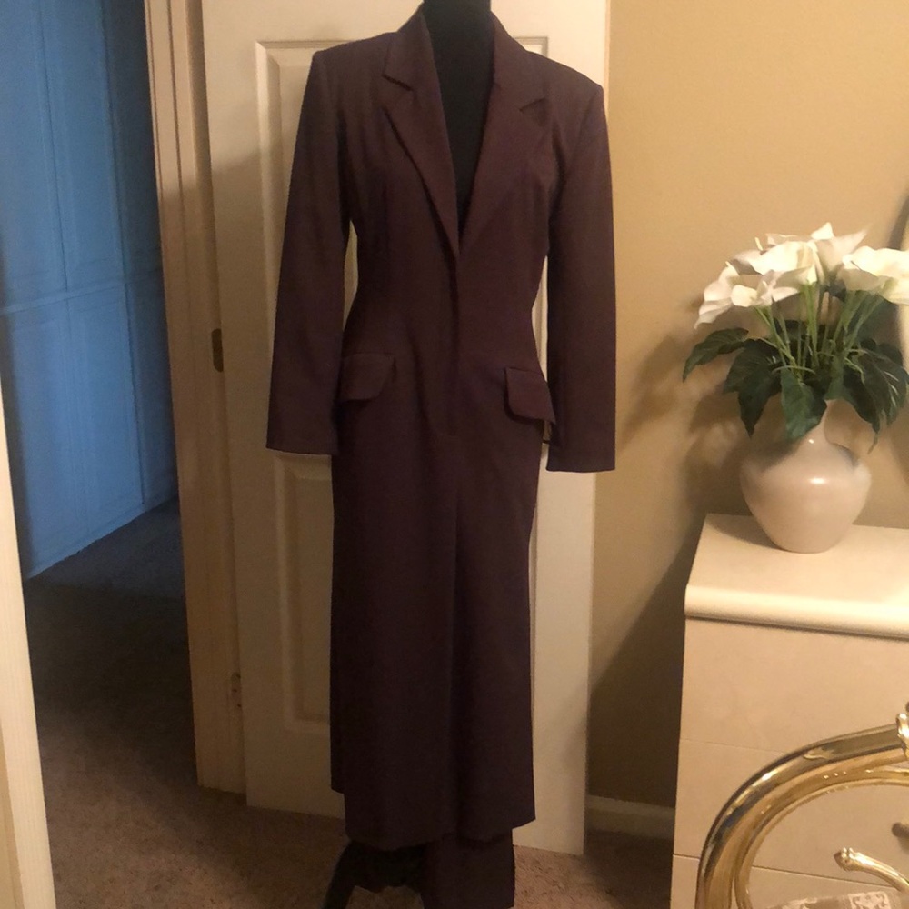 Wayne Rogers gorgeous pants suit with full length jacket